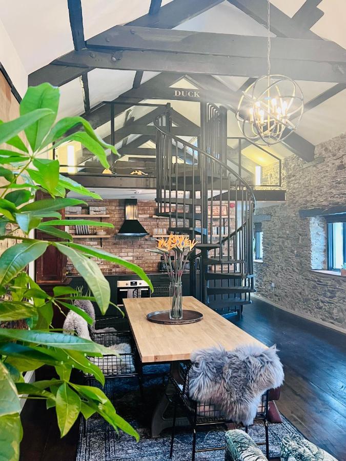 Loft 11 Stunning Luxury Nyc Loft Style Interior Designed 2Bd Apartment Excellent City Centre Location Mezzanine Cinema Room Designer Furniture Amazing Space Douglas Ngoại thất bức ảnh