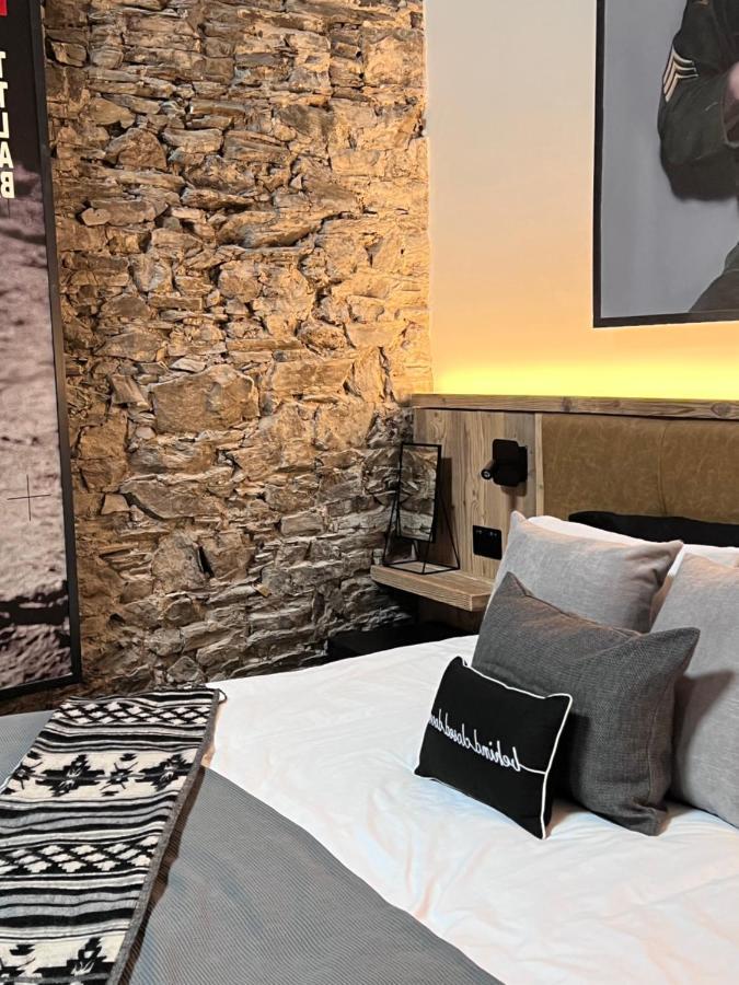 Loft 11 Stunning Luxury Nyc Loft Style Interior Designed 2Bd Apartment Excellent City Centre Location Mezzanine Cinema Room Designer Furniture Amazing Space Douglas Ngoại thất bức ảnh