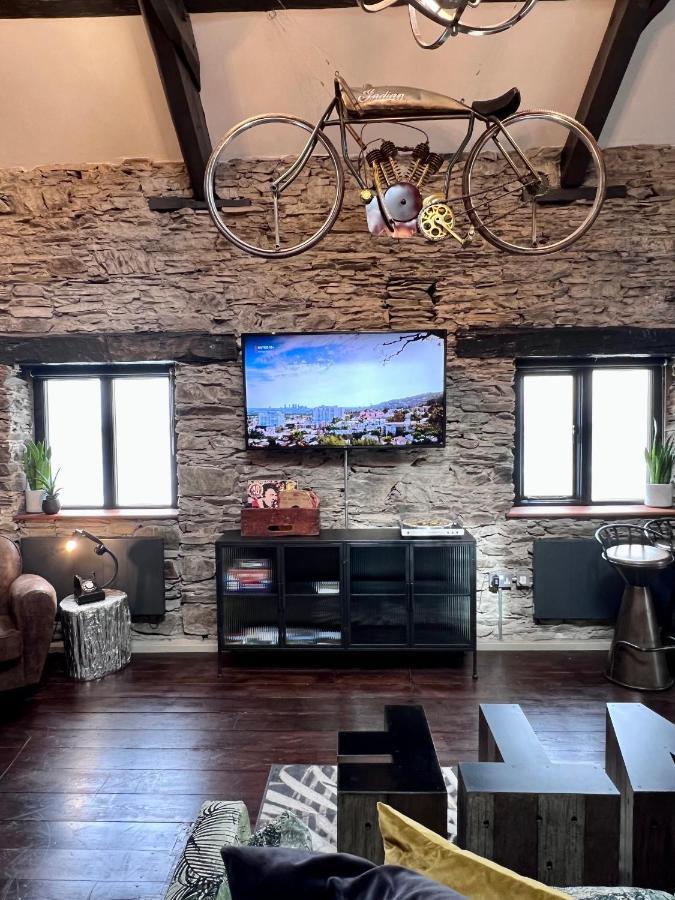 Loft 11 Stunning Luxury Nyc Loft Style Interior Designed 2Bd Apartment Excellent City Centre Location Mezzanine Cinema Room Designer Furniture Amazing Space Douglas Ngoại thất bức ảnh